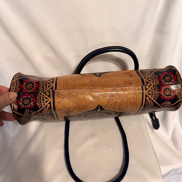 Shantiniketan Leather Indian Shoulder/Tote-Exclusive Batik Design Ethnic-Tan/Blu - Picture 11 of 16